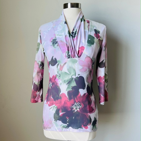 St.John Floral Satin Drape Neckline Blouse Shirt Size Small - Picture 3 of 14